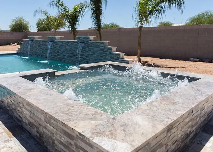 Desert Getaway Retreat Pool Billiards Bbq *
