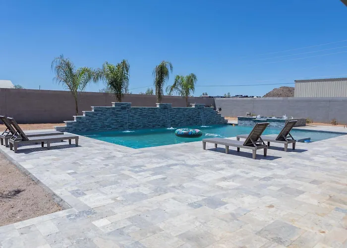 Desert Getaway Retreat Pool Billiards Bbq * Magma